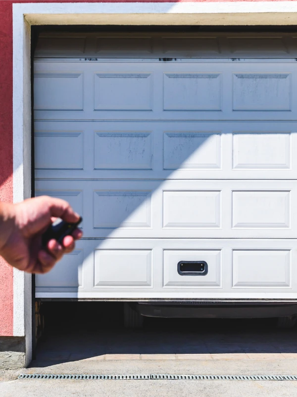 Remplacement de porte de garage à Ivry-sur-Seine